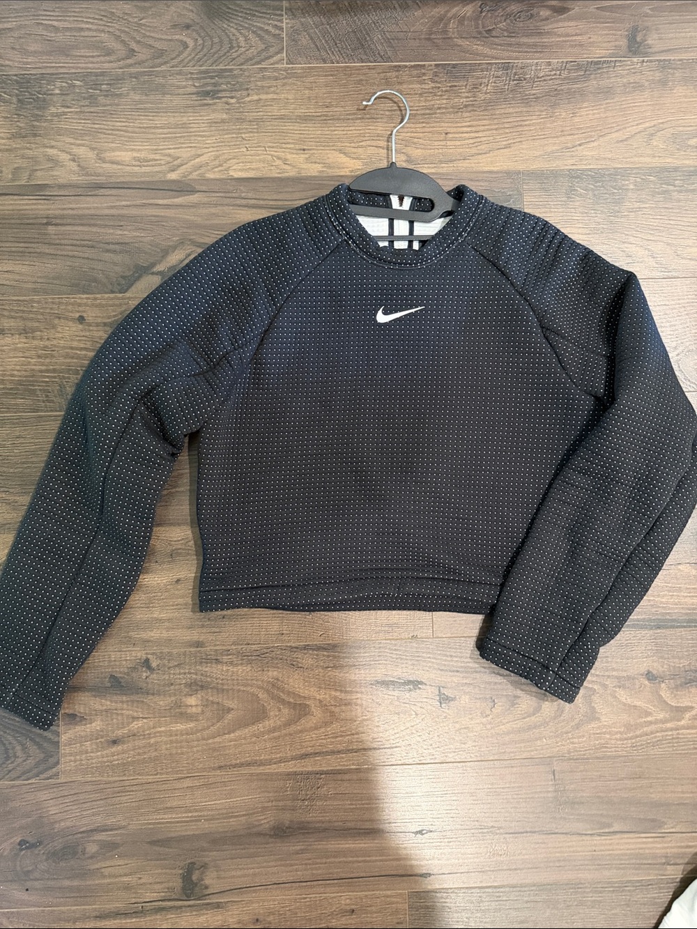 Nike Women’s Thermal Black Cropped Crewneck Sweatshirt